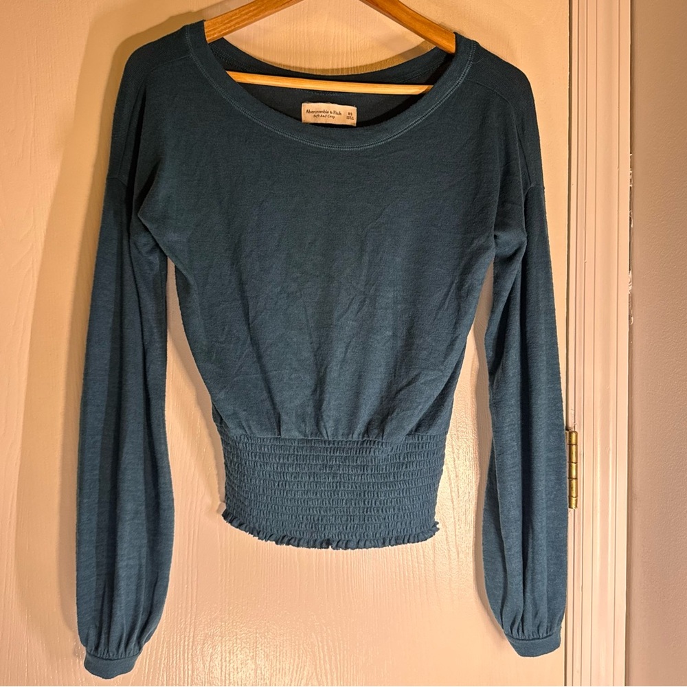Vintage Abercrombie & Fitch XS Teal Long Sleeve Smocked Top